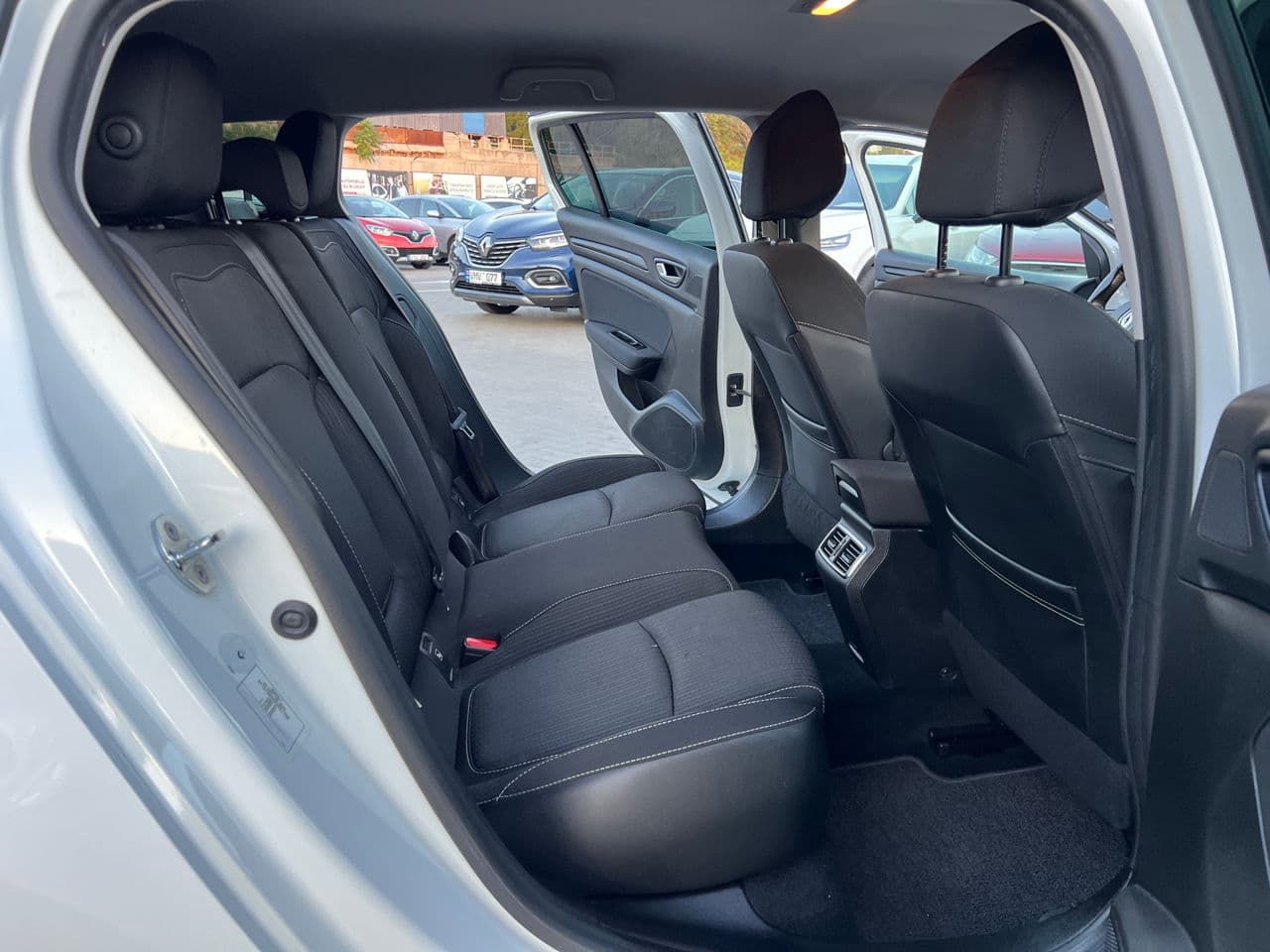 Renault Megane 2019 — Миниатюра 13