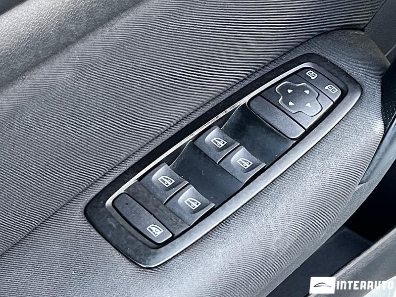 Renault Megane 2019 — Миниатюра 16