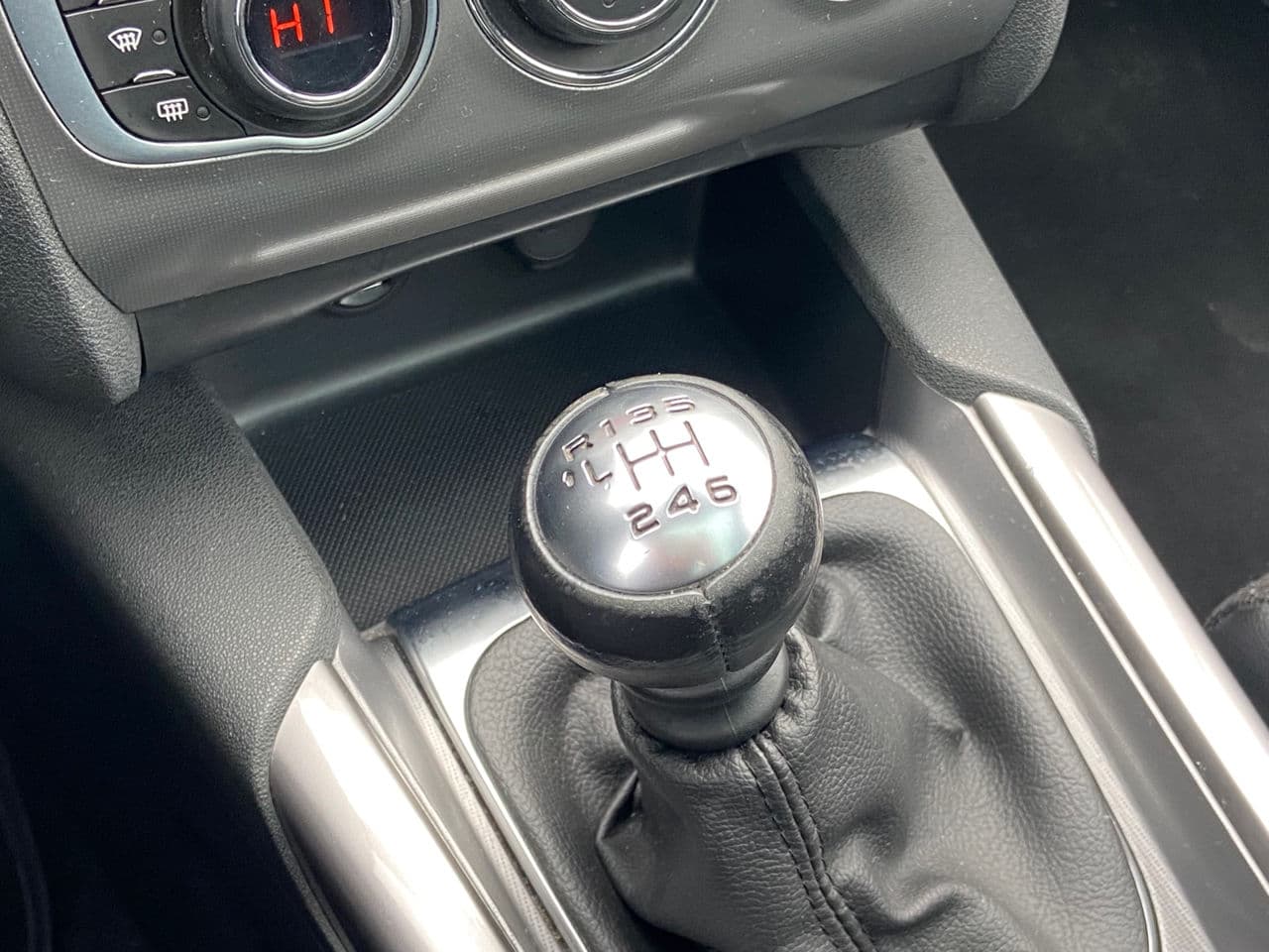 Citroen C4 2017 — Миниатюра 15