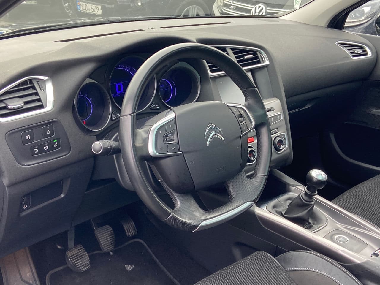 Citroen C4 2017 — Миниатюра 9