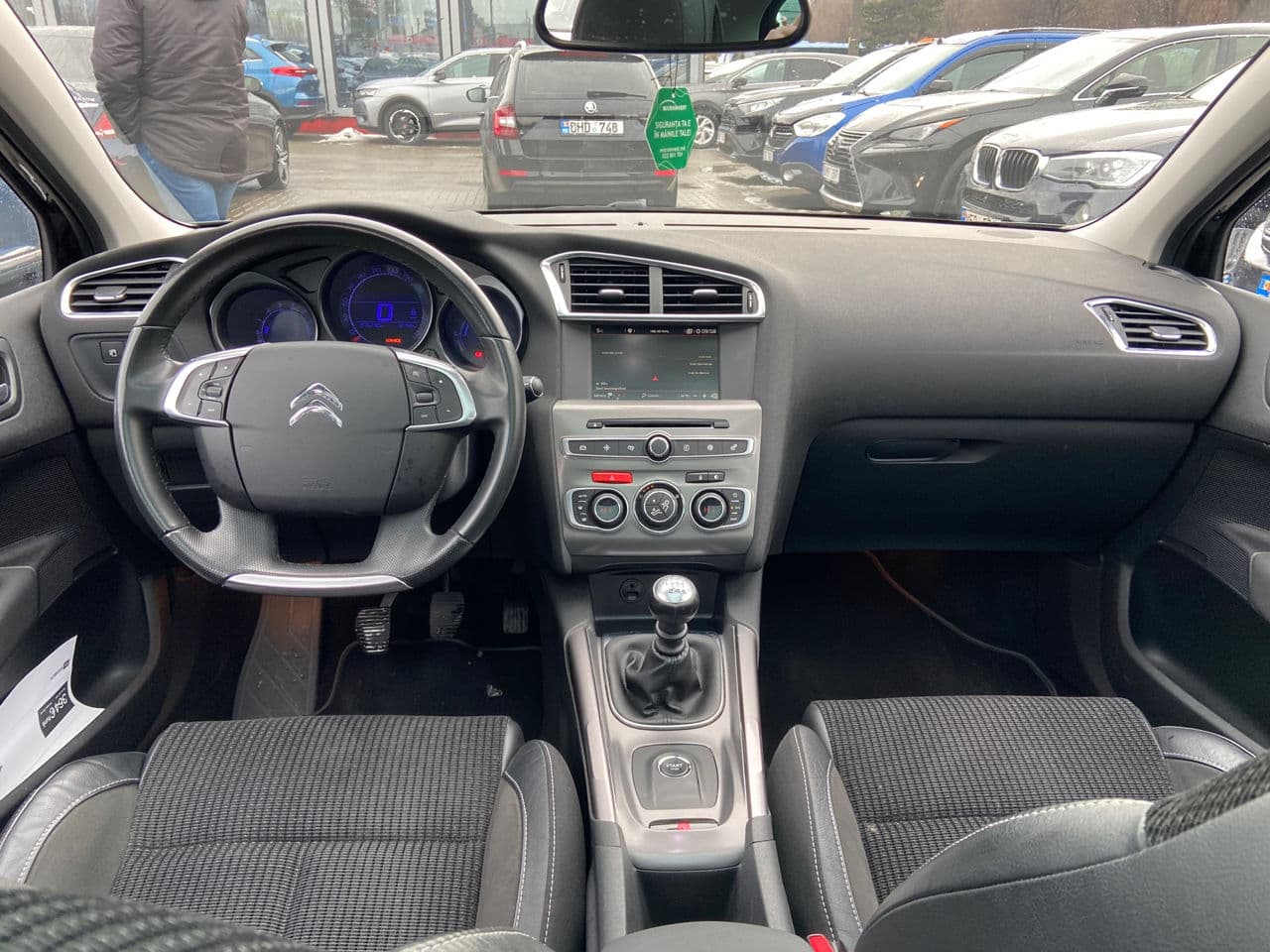 Citroen C4 2017 — Миниатюра 17