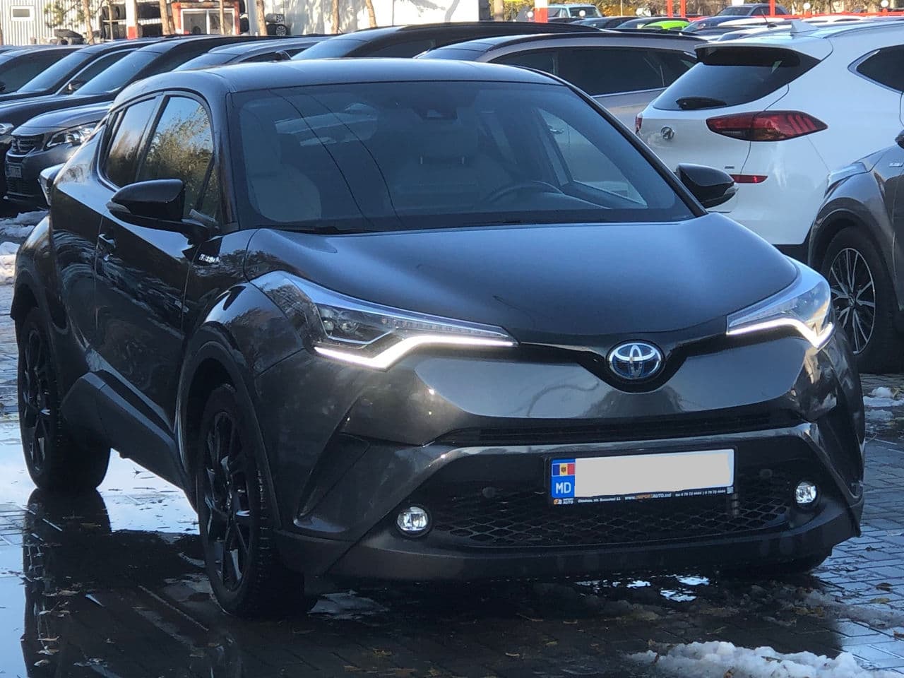 Toyota C-HR 2019 — Миниатюра 3