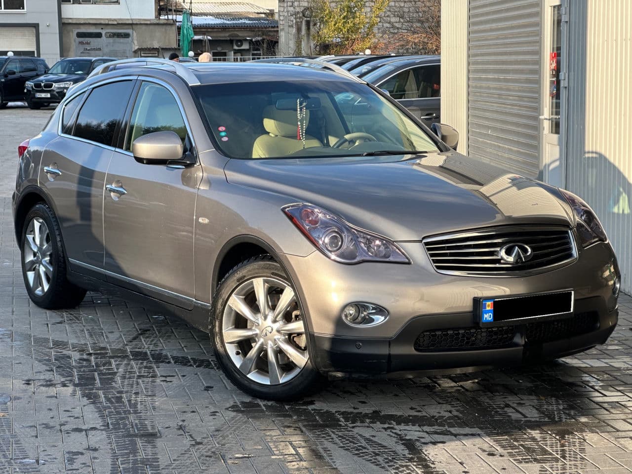 Infiniti EX 35 2008 — Миниатюра 3