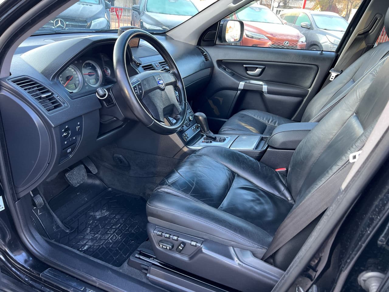 Volvo XC 90 2011 — Миниатюра 5