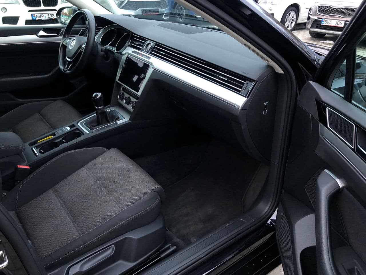 Volkswagen Passat 2017 — Миниатюра 13