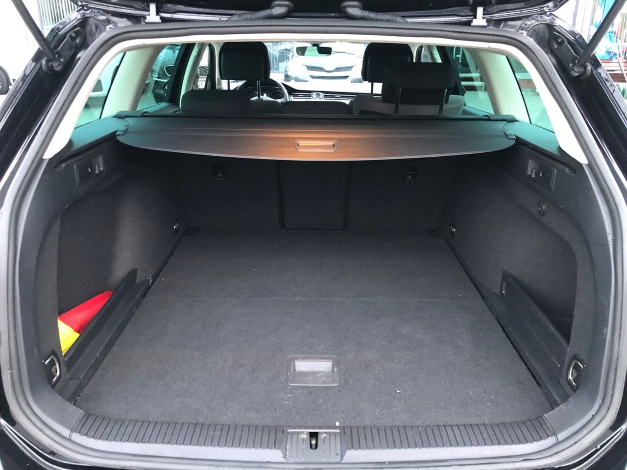 Volkswagen Passat 2017 — Миниатюра 16
