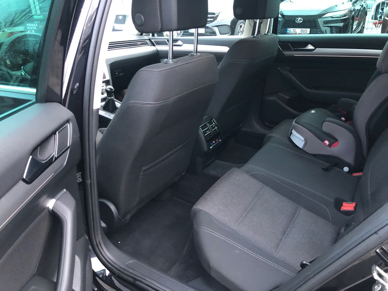 Volkswagen Passat 2017 — Миниатюра 14