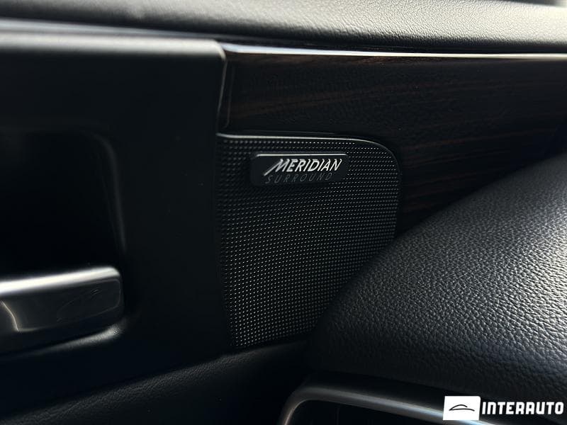 Jaguar XE 2016 — Миниатюра 11