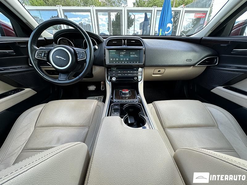 Jaguar XE 2016 — Миниатюра 12