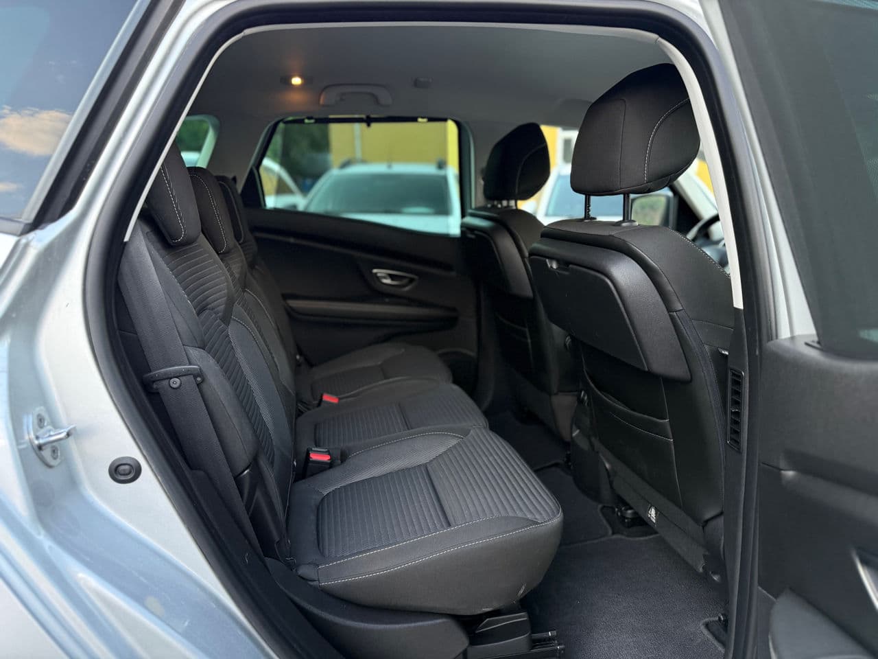 Renault Scenic 2016 — Миниатюра 15