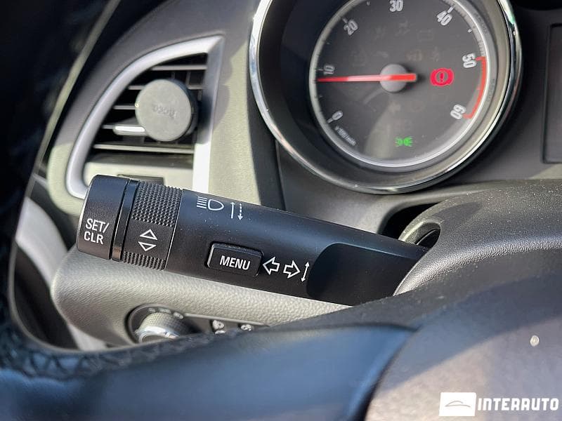 Opel Astra 2013 — Миниатюра 10