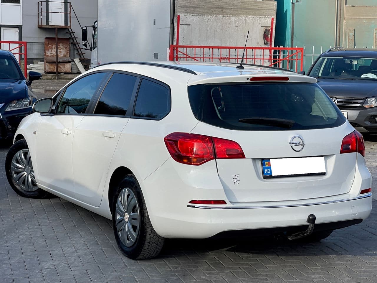 Opel Astra 2013 — Миниатюра 4