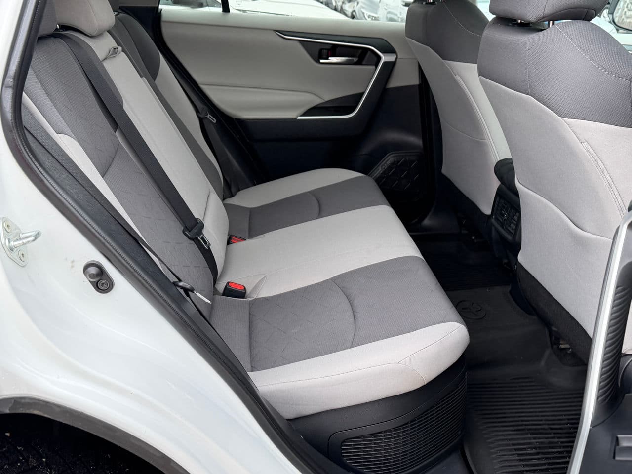 Toyota Rav-4 2020 — Миниатюра 9