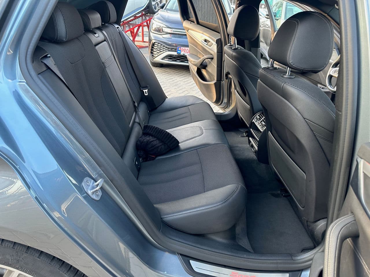 BMW 520 2019 — Миниатюра 16