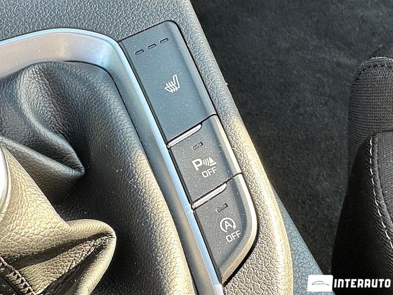 Hyundai i30 2019 — Миниатюра 15