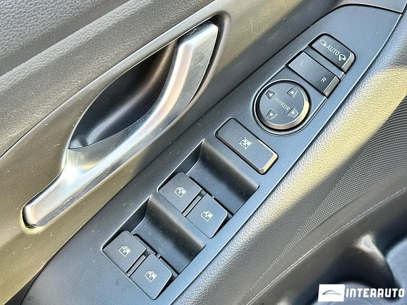 Hyundai i30 2019 — Миниатюра 18