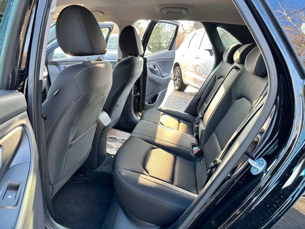 Hyundai i30 2019 — Миниатюра 12