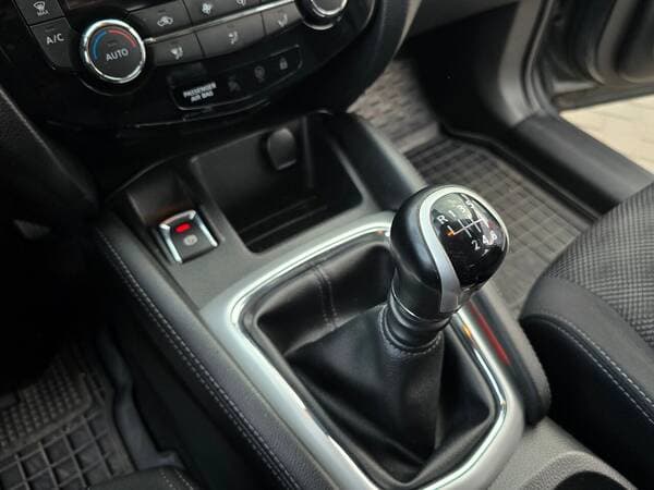 2016 Nissan Qashqai — Miniatură 12