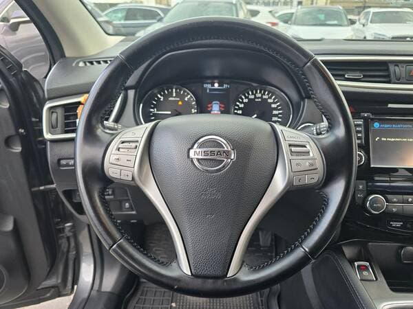 2016 Nissan Qashqai — Miniatură 9