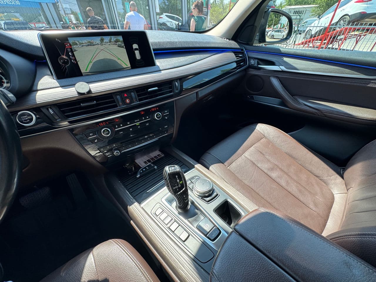 BMW X5 2.5D 2016 — Миниатюра 11