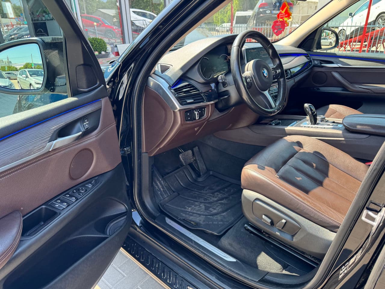 BMW X5 2.5D 2016 — Миниатюра 6