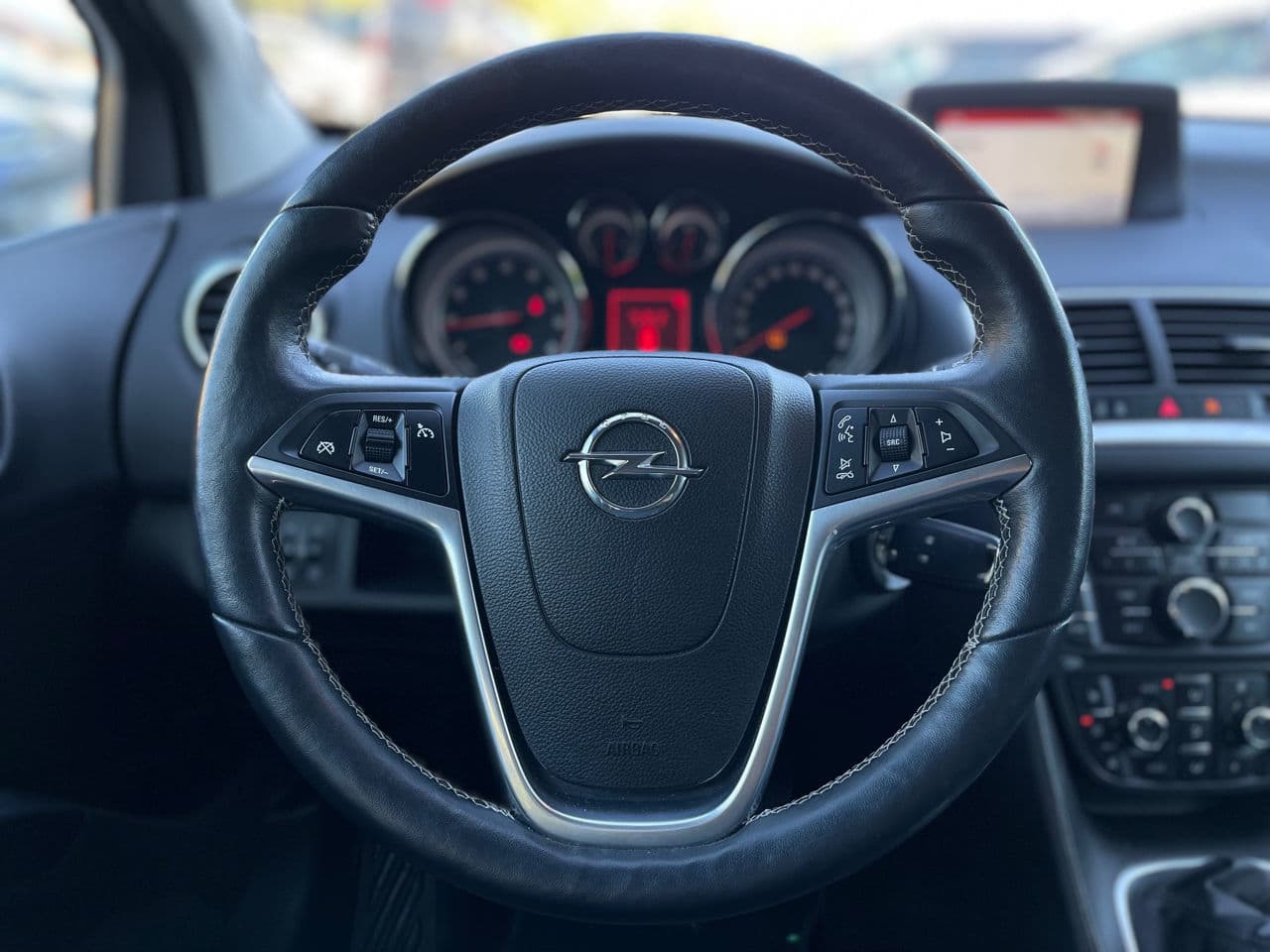 Opel Meriva 2015 — Миниатюра 9