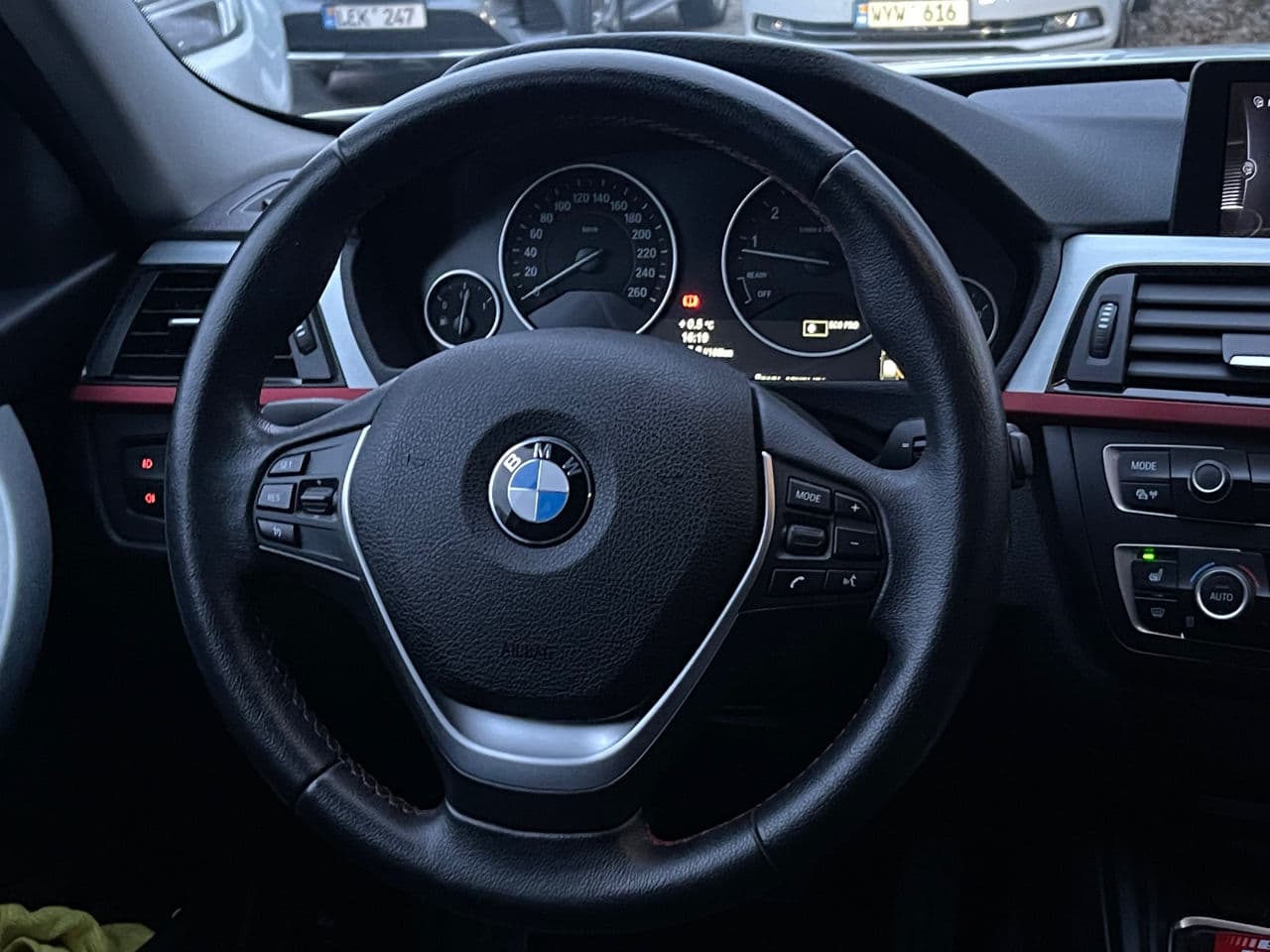 BMW 320 2013 — Миниатюра 12