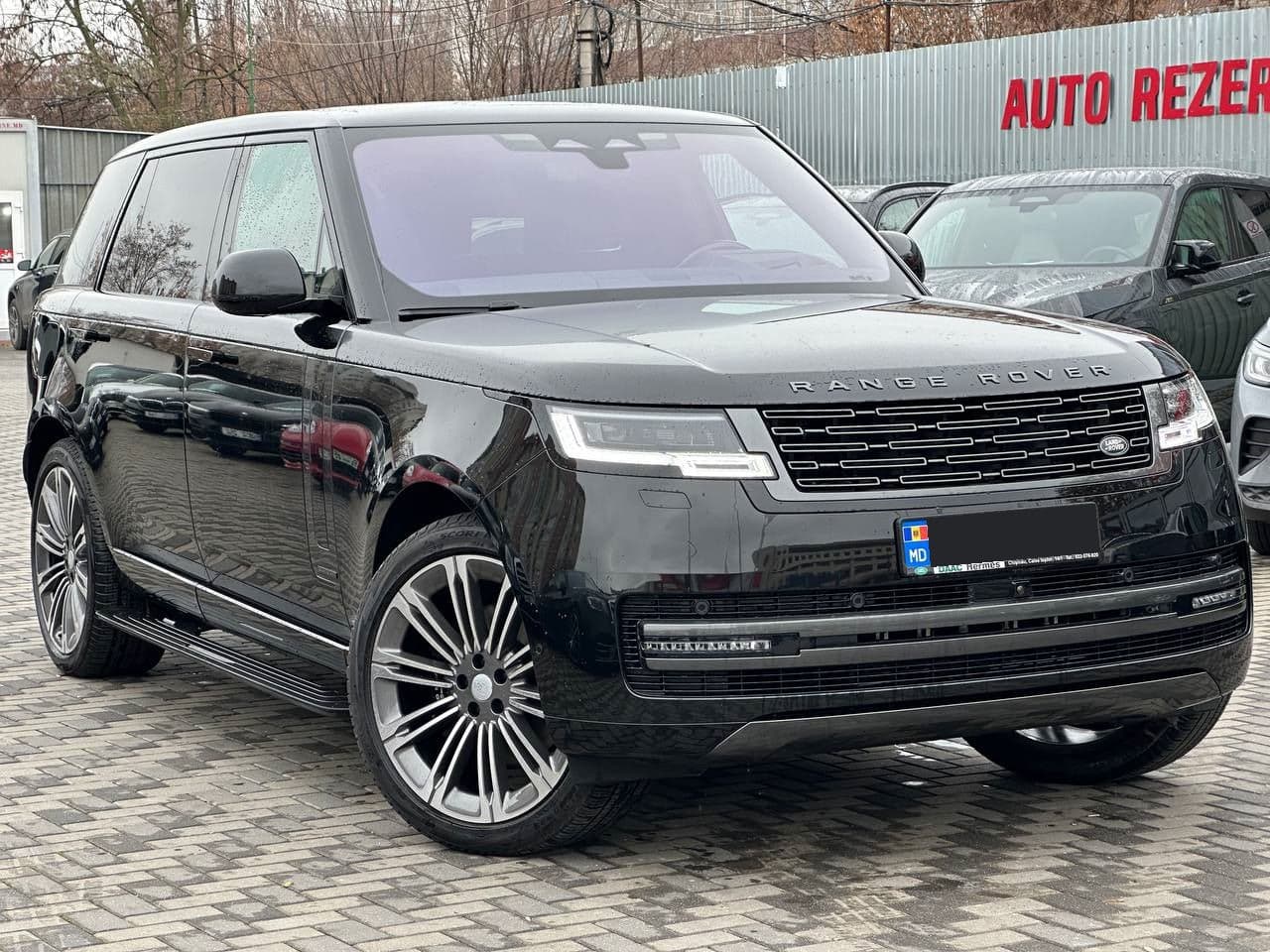 Land Rover Range Rover Vogue 2023 — Миниатюра 3