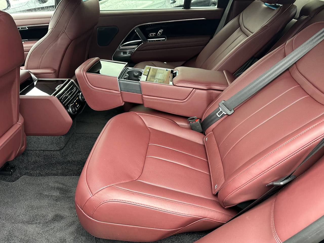 Land Rover Range Rover Vogue 2023 — Миниатюра 24