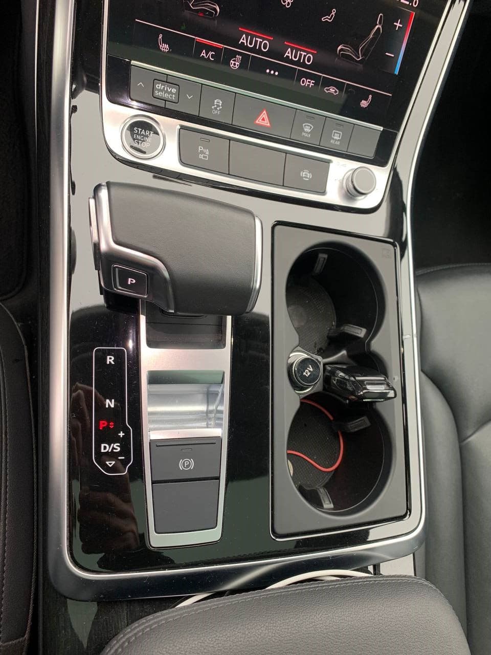 Audi Q7 2021 — Миниатюра 10