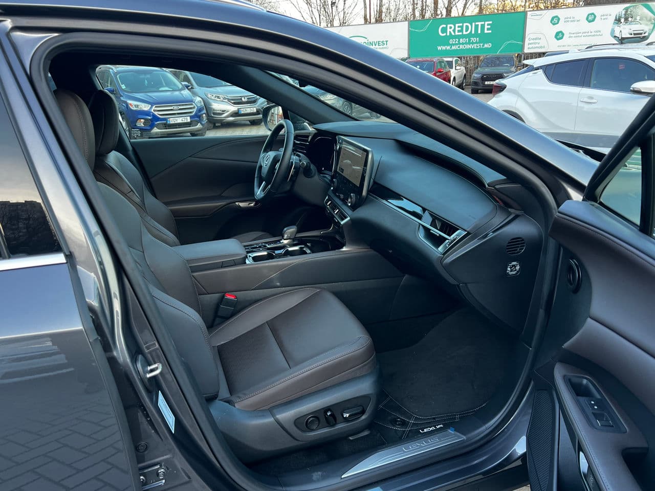 Lexus RX 350h 2023 — Миниатюра 8