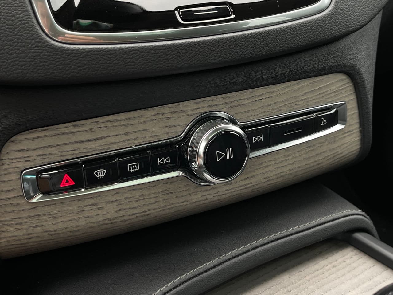 Volvo XC 90 2021 — Миниатюра 15