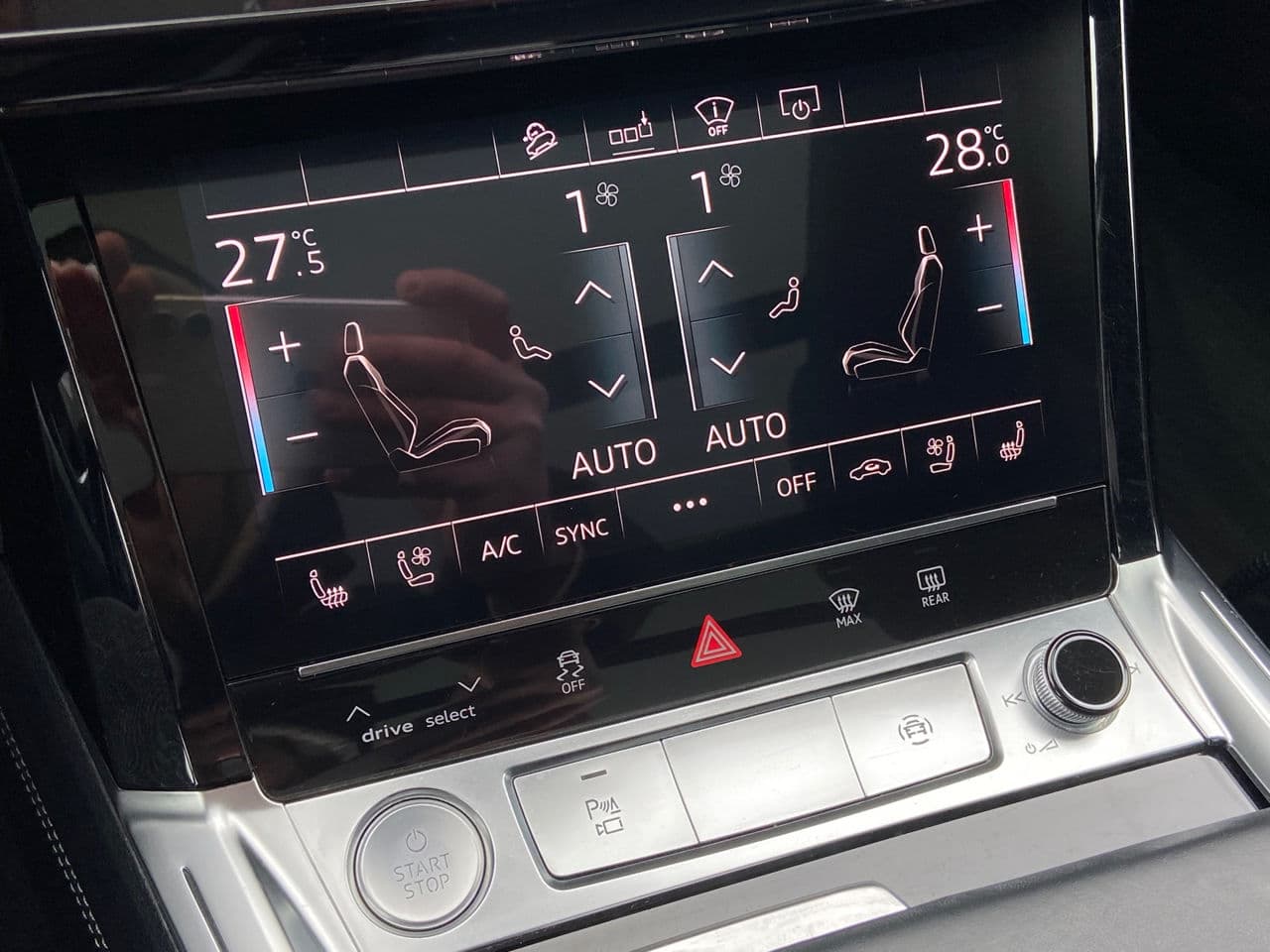 Audi E-tron 2019 — Миниатюра 20