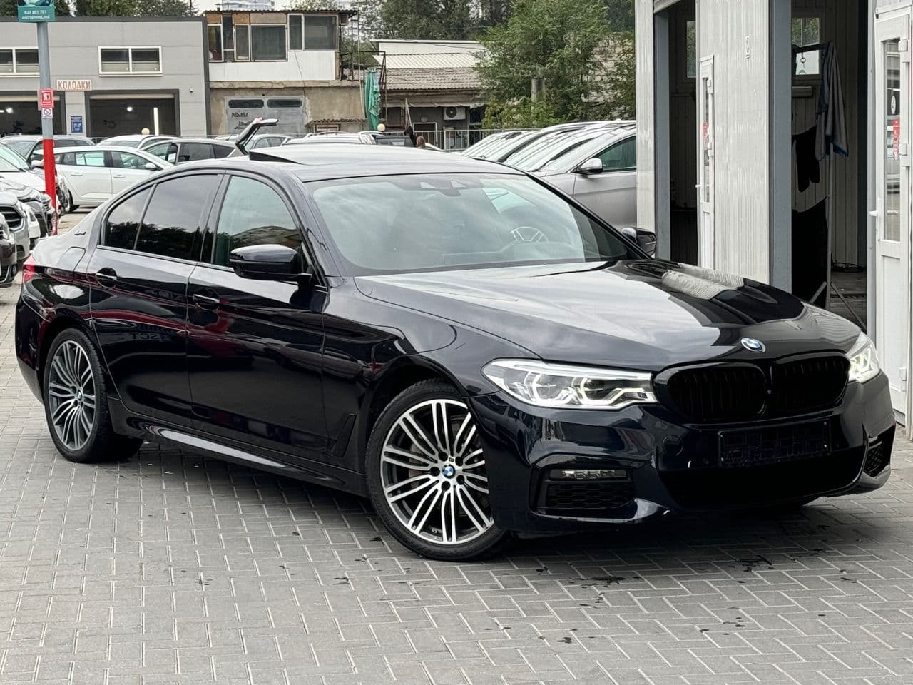 BMW 530e 2019 — Миниатюра 4