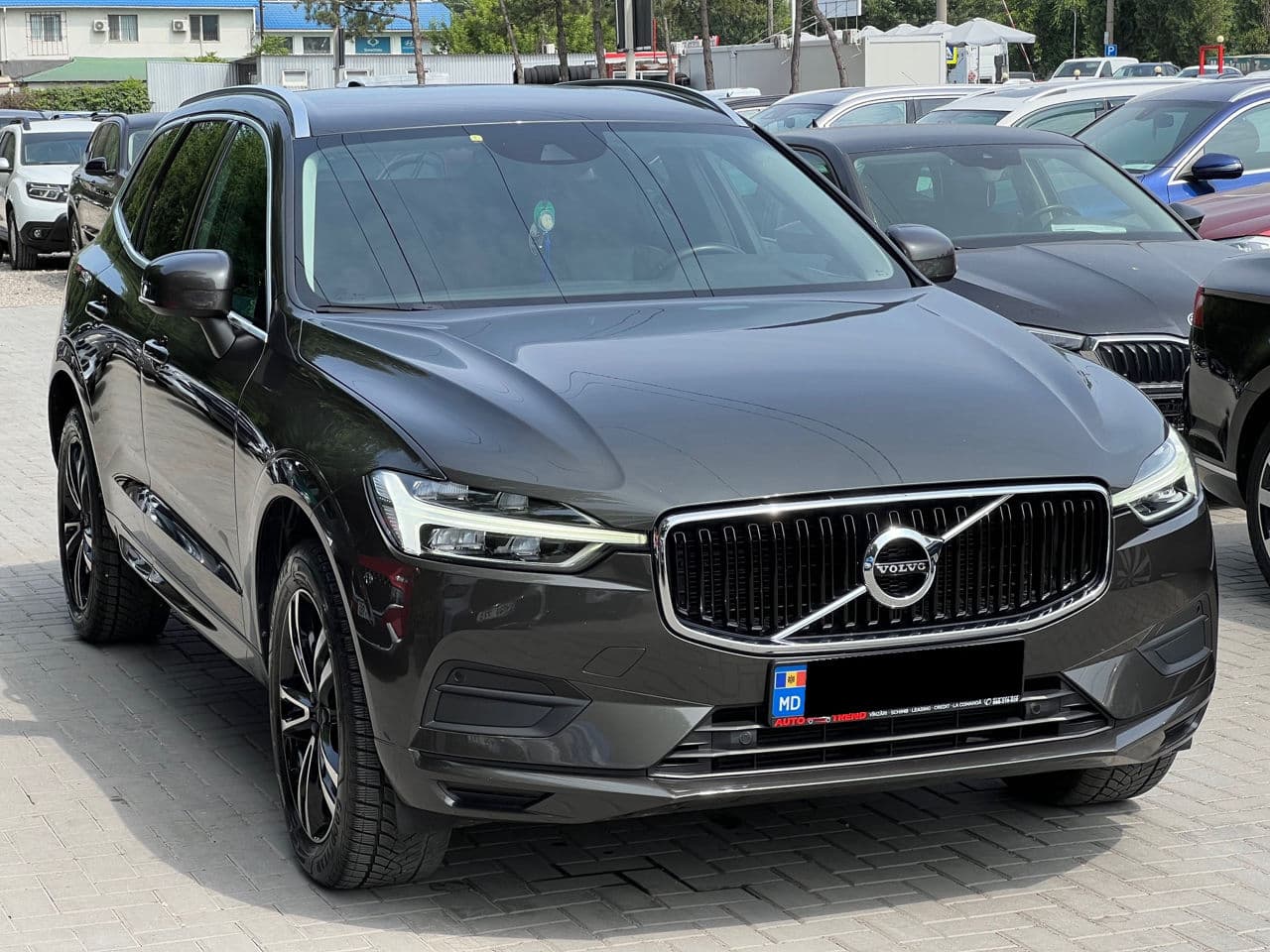 Volvo XC 60 2018 — Миниатюра 3
