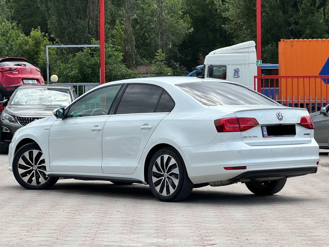 Volkswagen Jetta 2015 — Миниатюра 4
