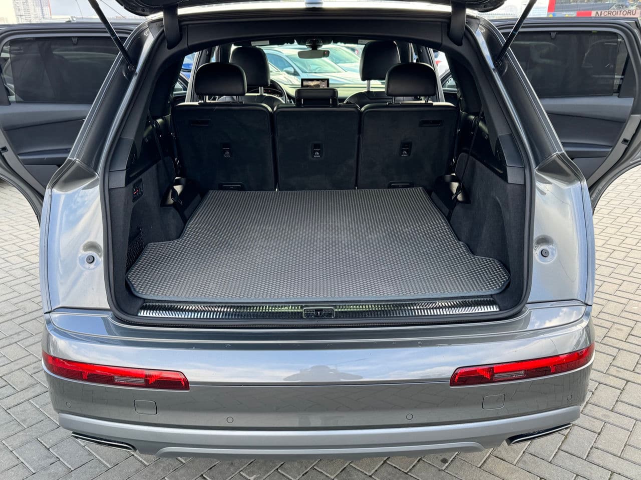 Audi Q7 2017 — Миниатюра 31