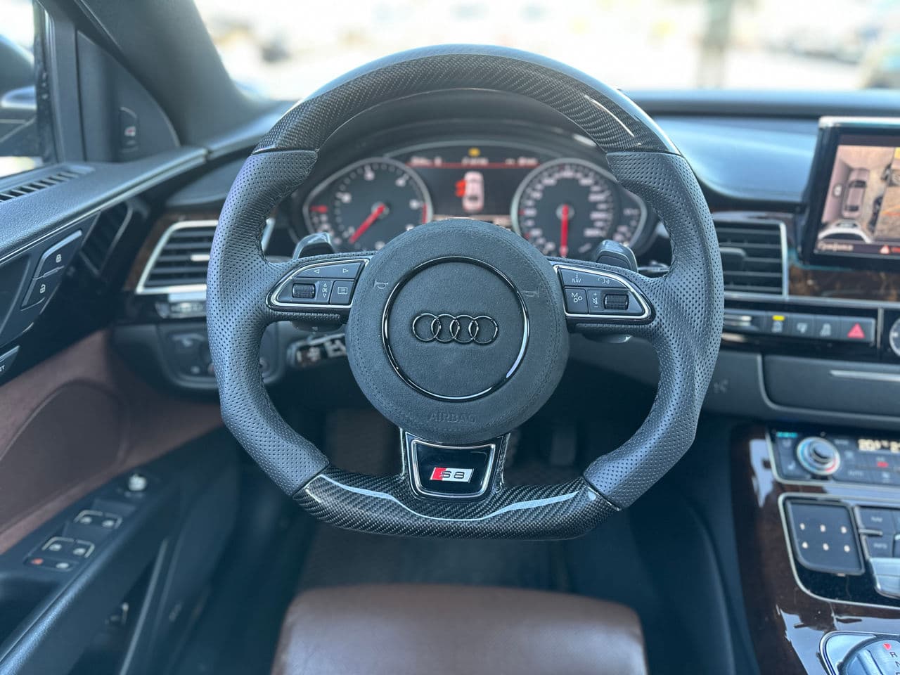 Audi A8 2017 — Миниатюра 11