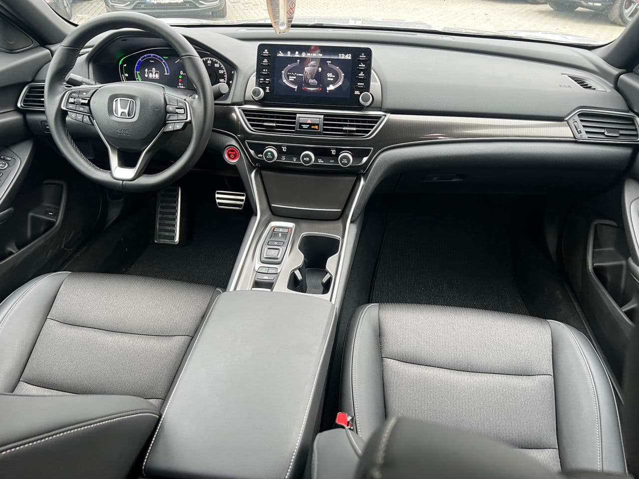 Honda Accord 2022 — Миниатюра 7