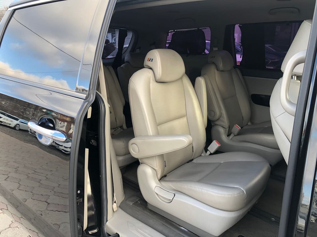 Kia Carnival 2017 — Миниатюра 18