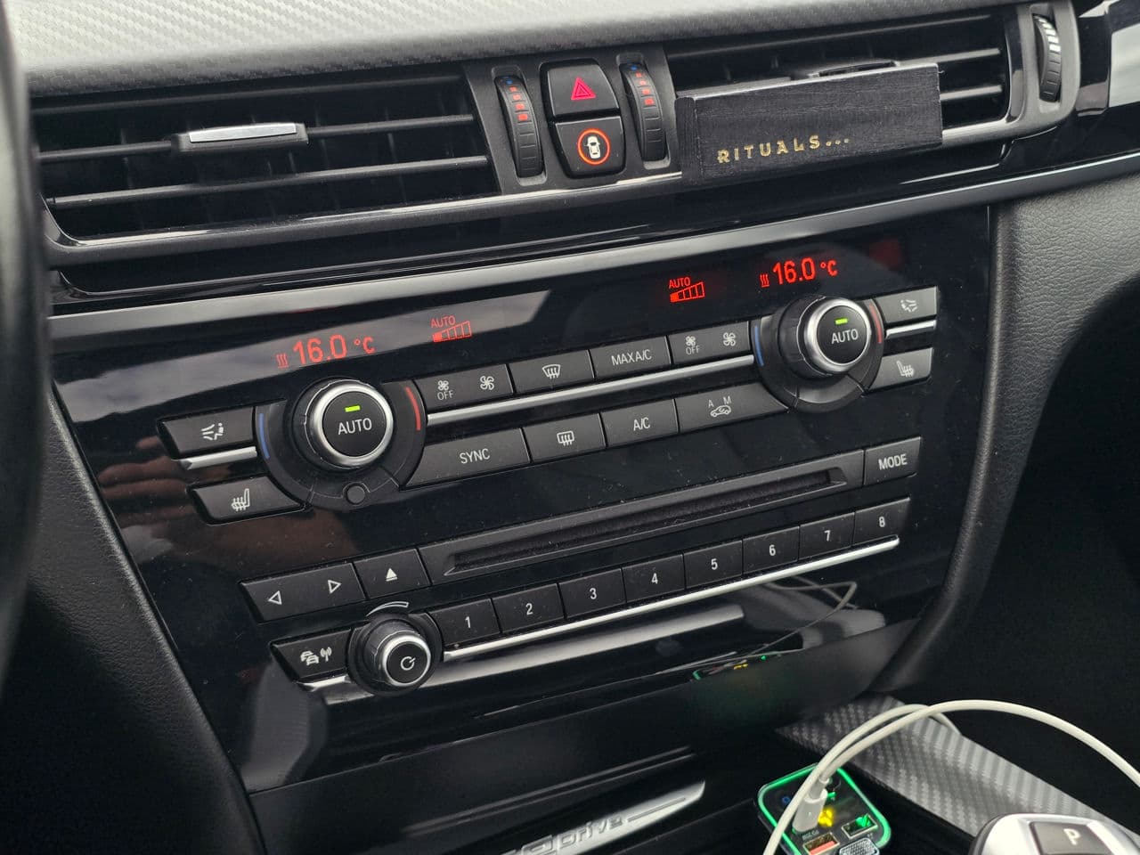 2018 BMW X5 4.0e — Miniatură 14
