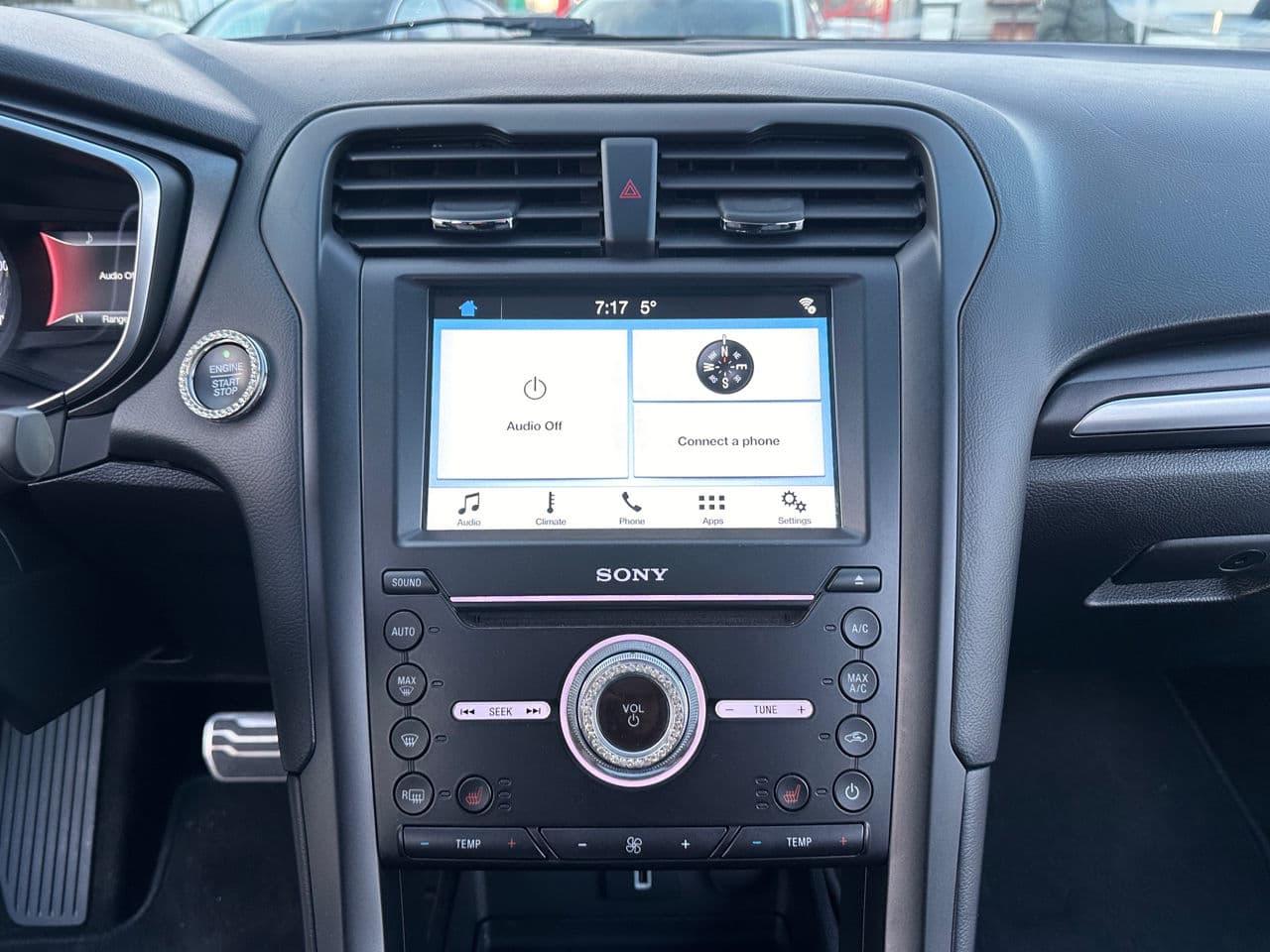 Ford Fusion 2018 — Миниатюра 10