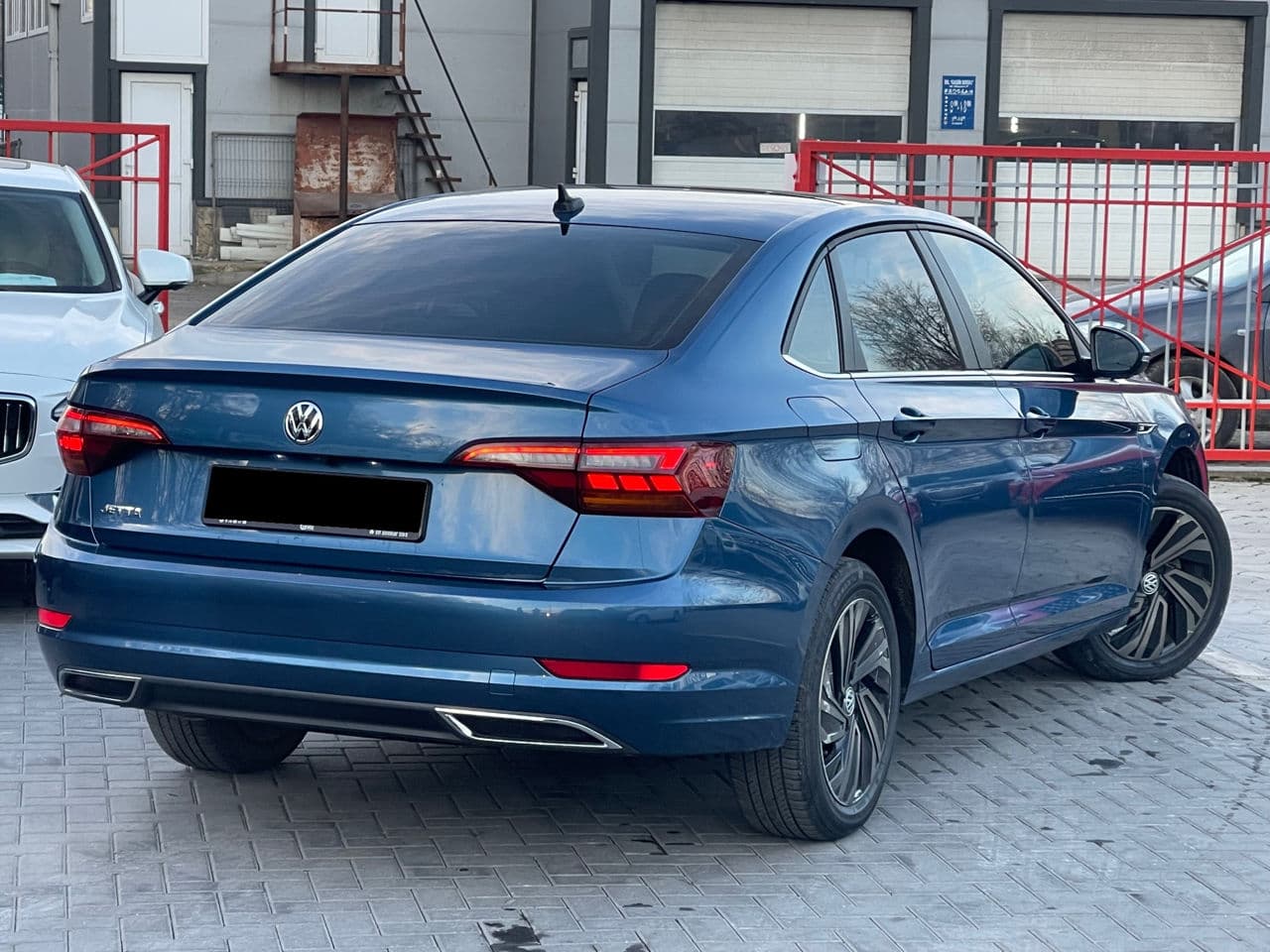 Volkswagen Jetta 2018 — Миниатюра 3