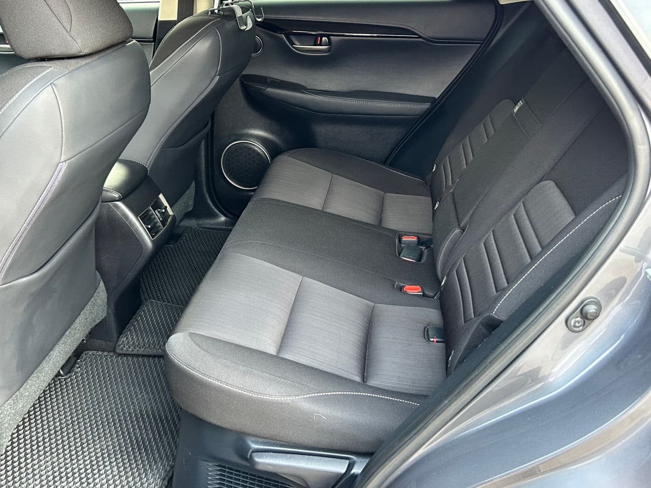 Lexus NX 300H 2015 — Миниатюра 15