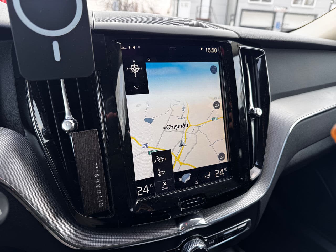 Volvo XC 60 2017 — Миниатюра 11