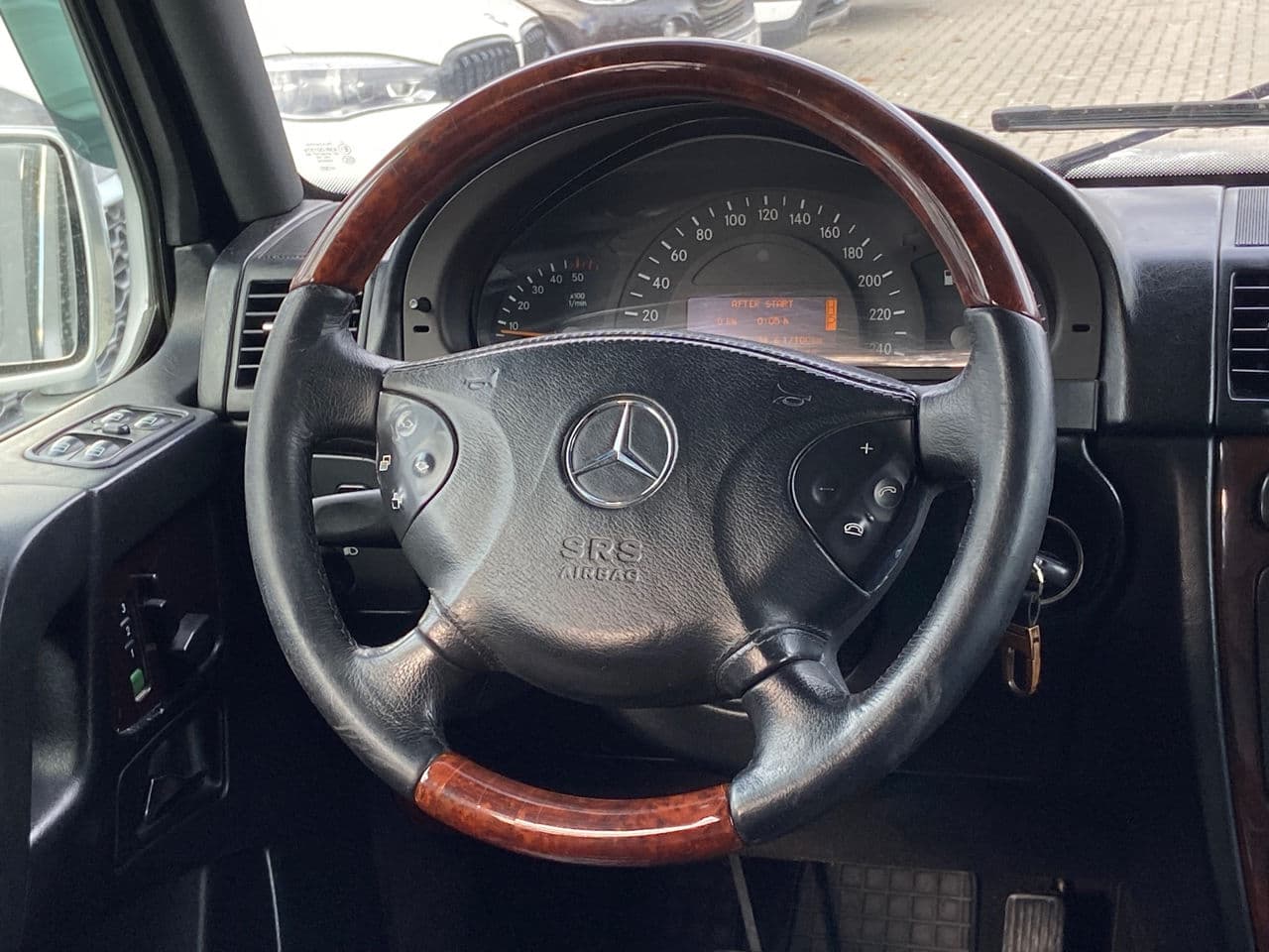 Mercedes G 400 2003 — Миниатюра 8