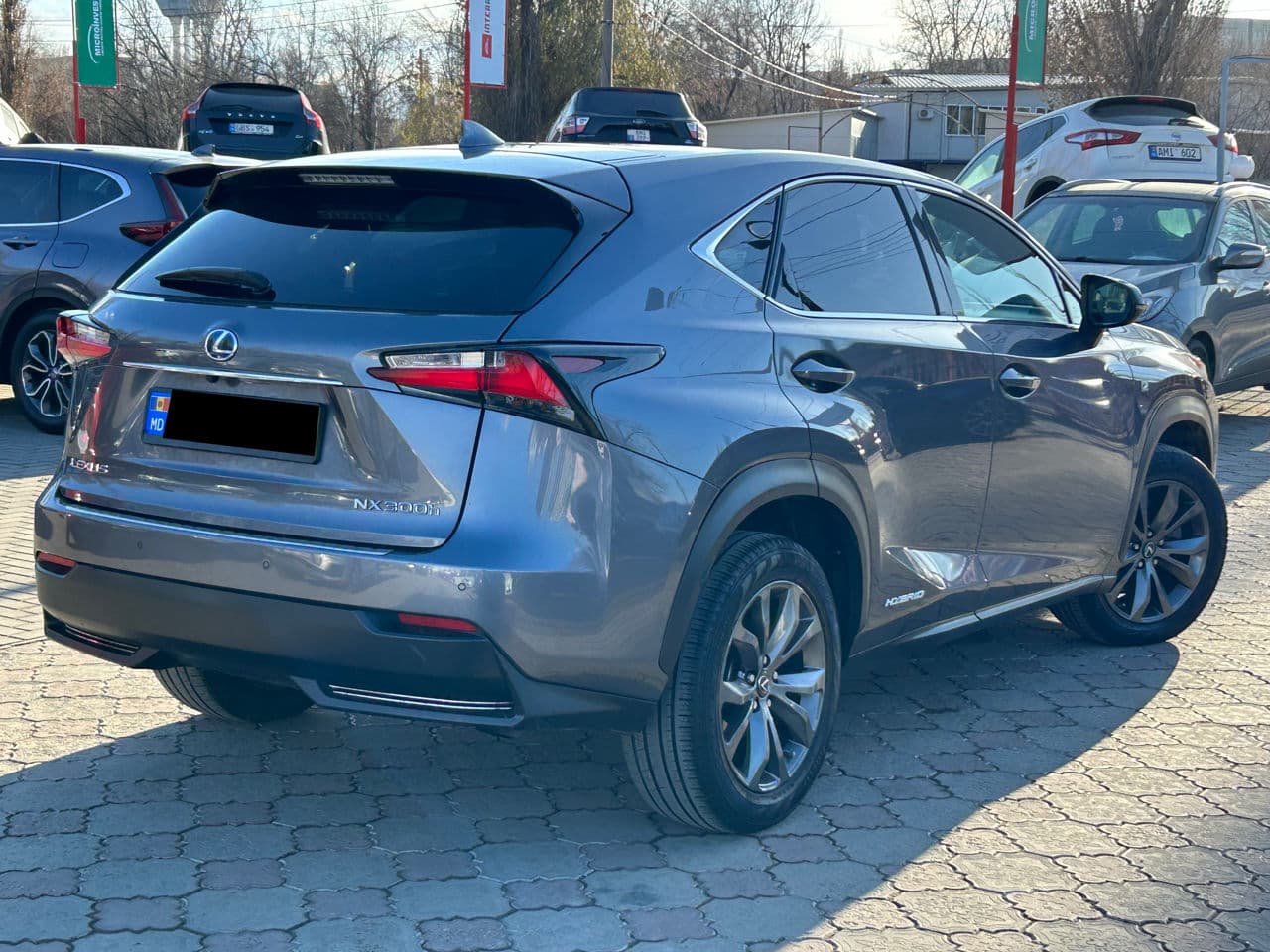 Lexus NX 300H 2015 — Миниатюра 3