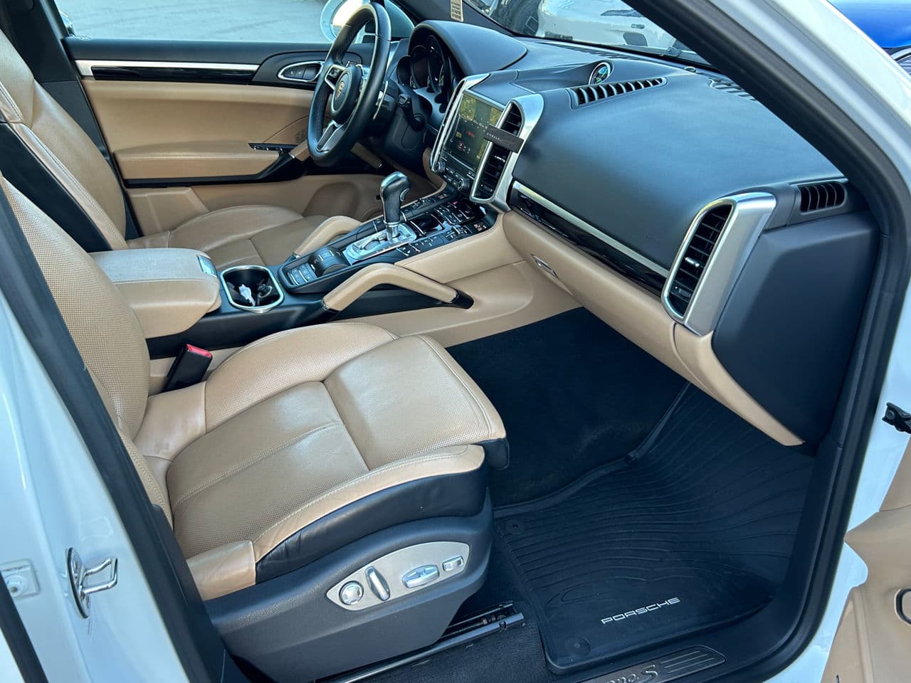 Porsche Cayenne S Hybrid 2015 — Миниатюра 15