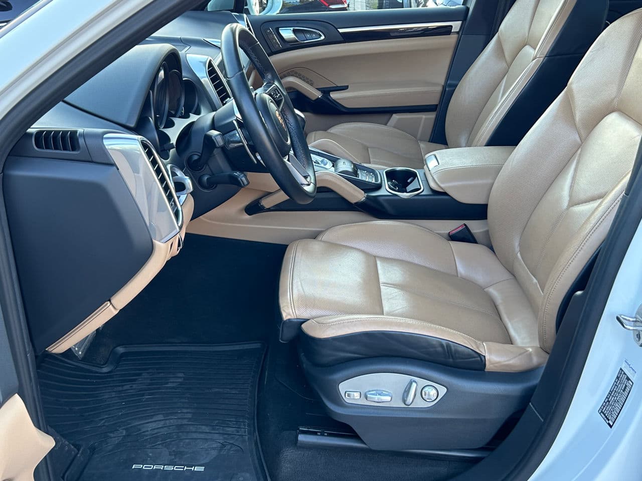 Porsche Cayenne S Hybrid 2015 — Миниатюра 9