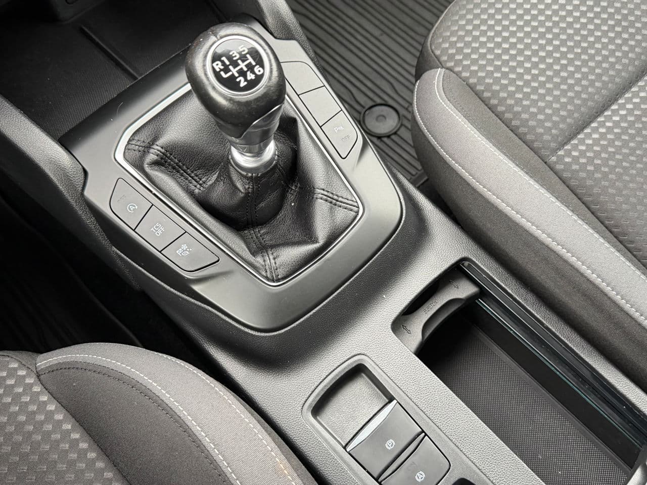2019 Ford Focus — Miniatură 15